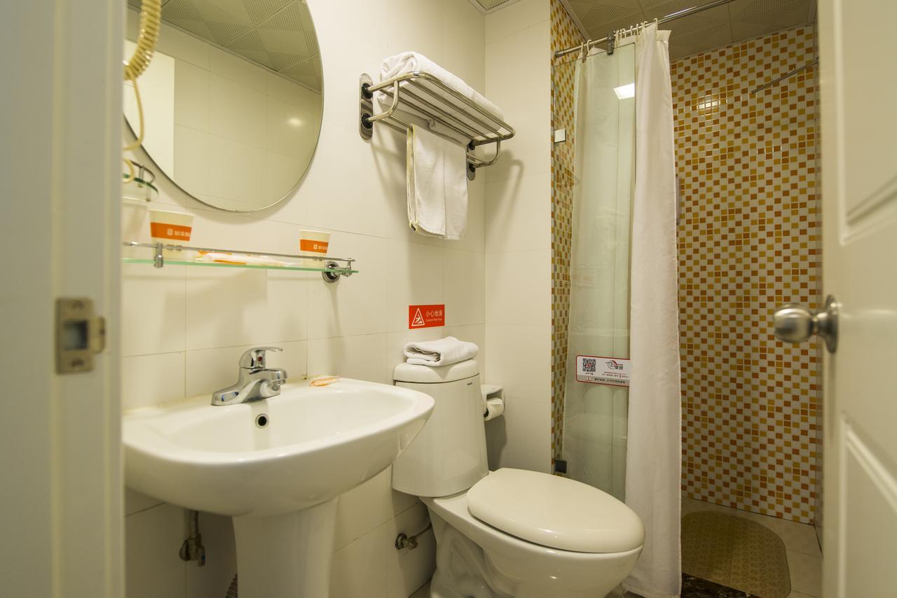 Home Inn Shanghai Hongqiao Terminal Jinshajiang Road Changfeng المظهر الخارجي الصورة